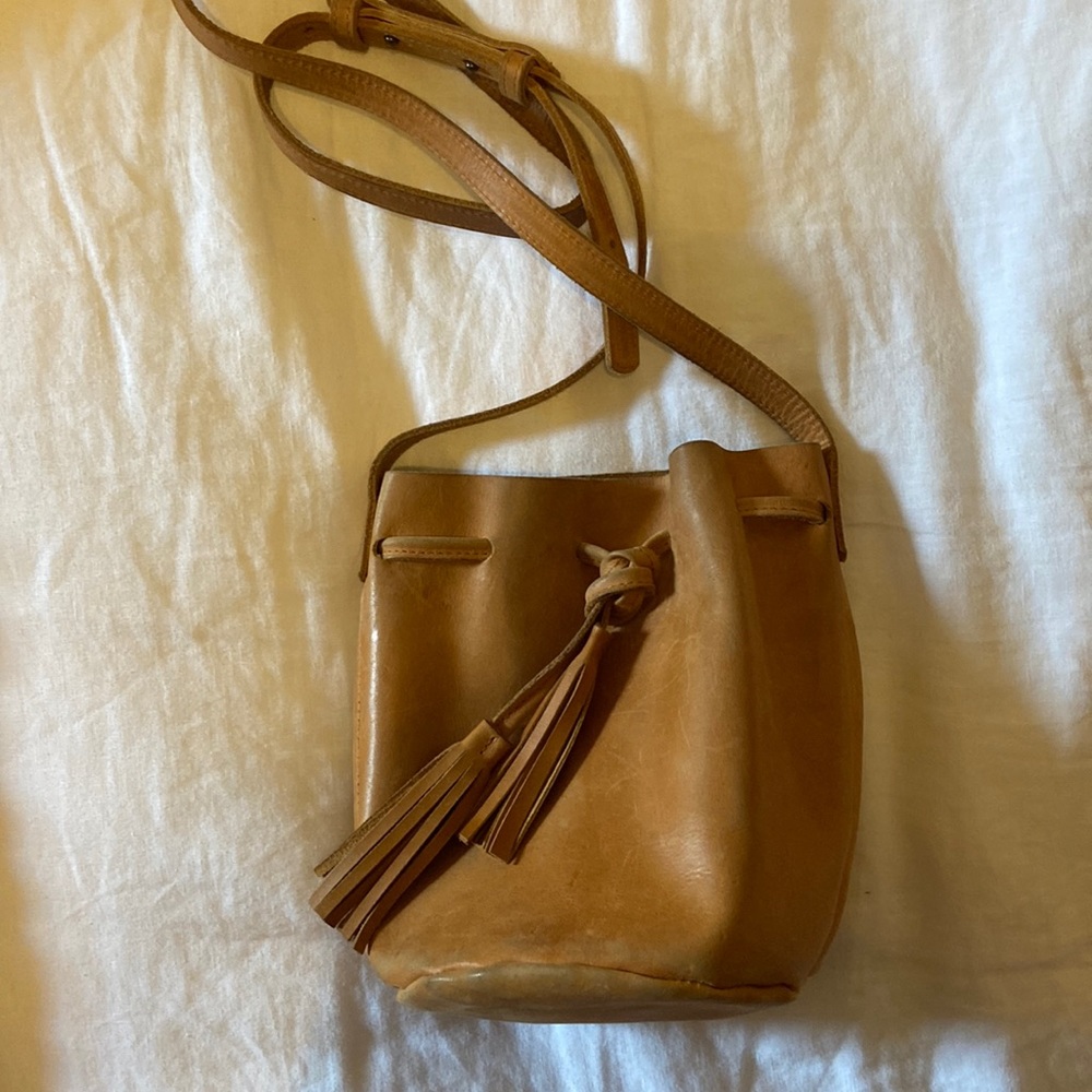 ABLE Maria Bucket Bag - Cognac